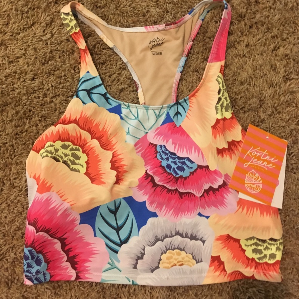 Kortni Jeane oversized floral